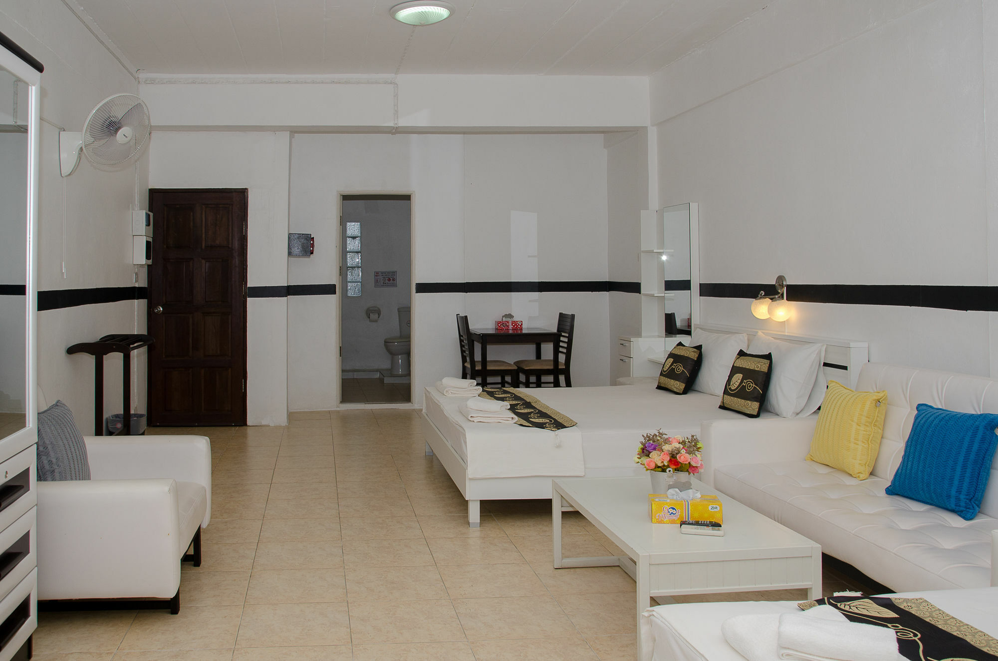 Allstar Guesthouse Karon Exterior foto