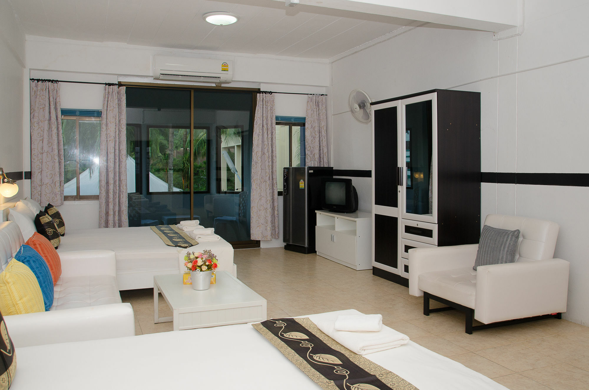 Allstar Guesthouse Karon Exterior foto