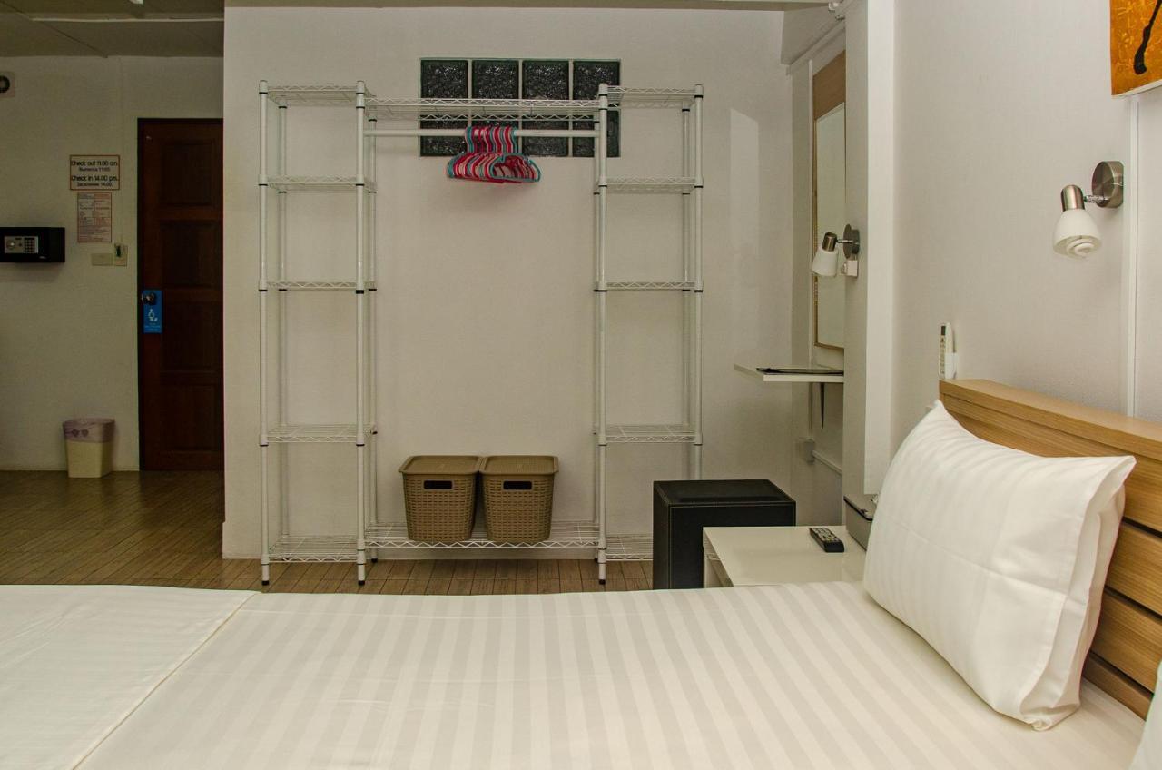 Allstar Guesthouse Karon Exterior foto