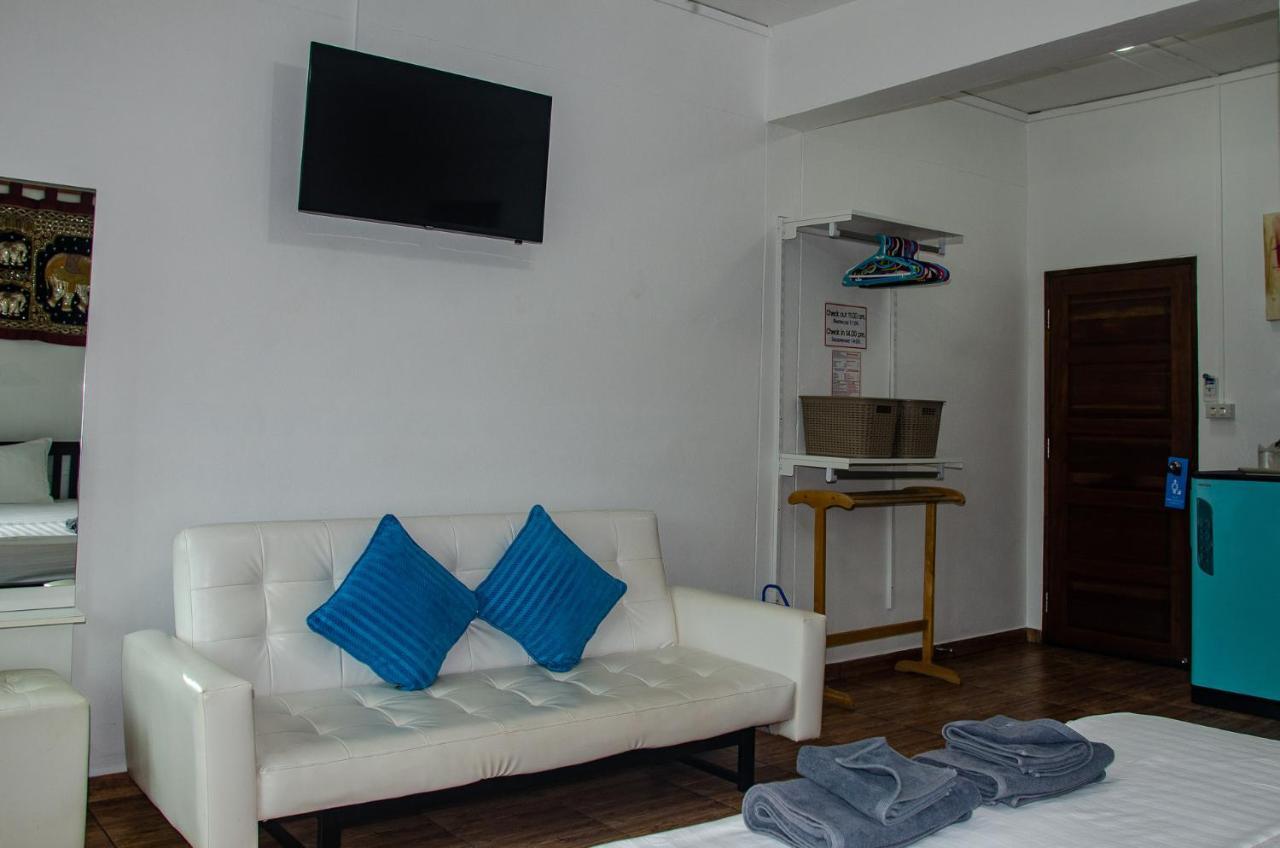 Allstar Guesthouse Karon Exterior foto